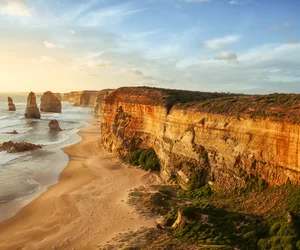 Great Ocean Road and 12 Apostles Experience