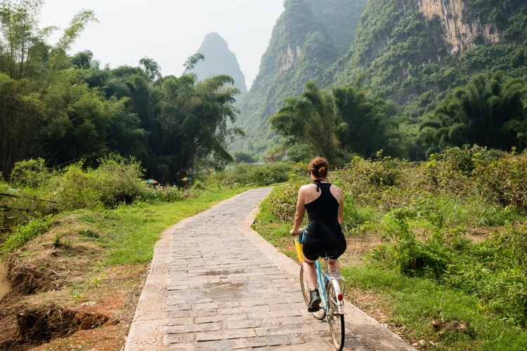 Cycling in the countryside