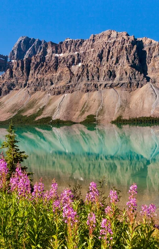 The Very Best of Eastern Canada and Spectacular Canadian Rockies