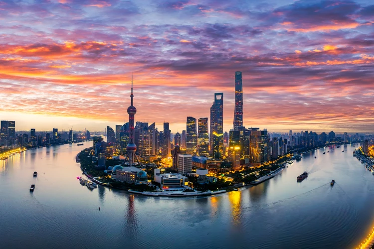 Evening cruise on the Huangpu River