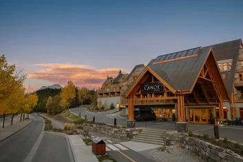 Hotel Canoe & Suites