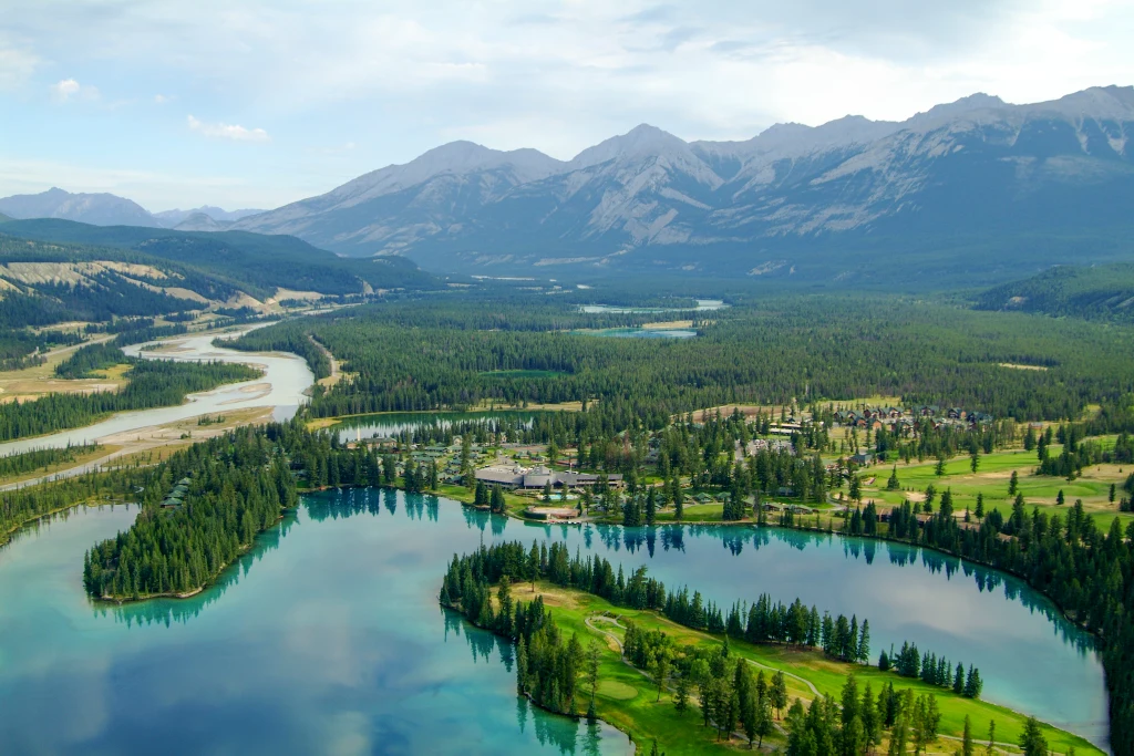 Fairmont Jasper Park Lodge