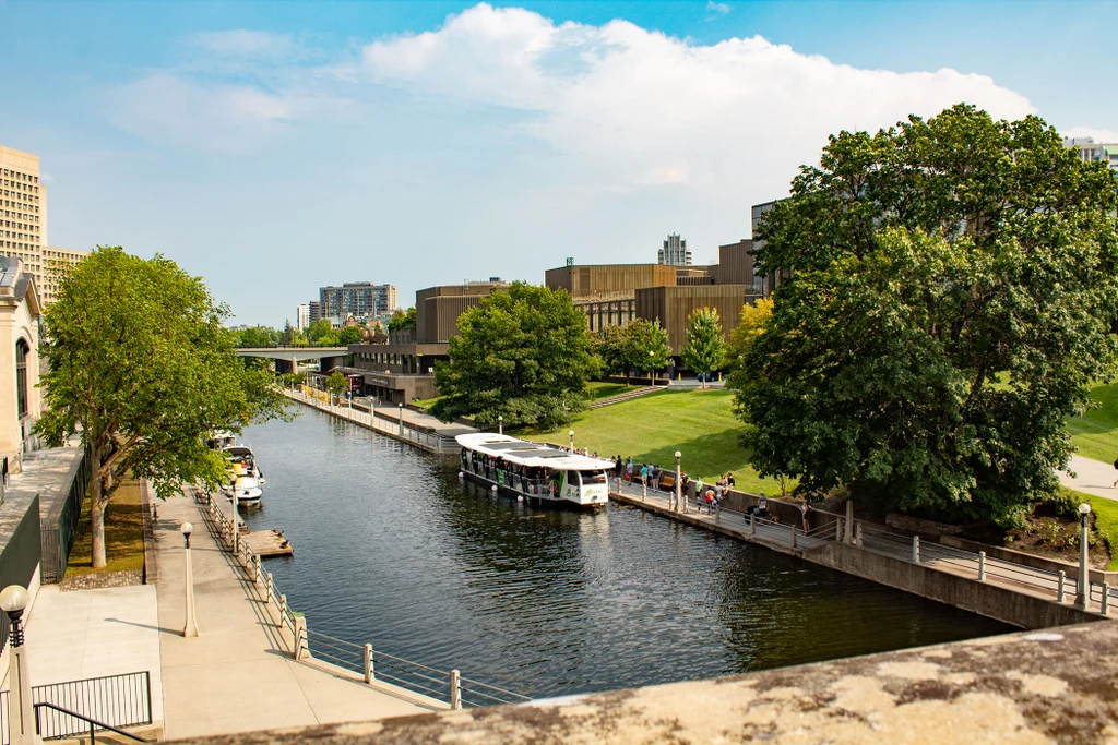 Rideau Canal Cruise