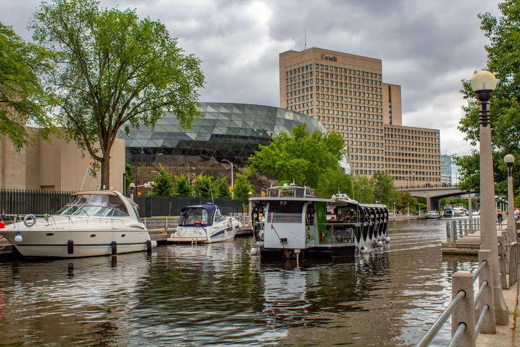 Rideau Canal Cruise