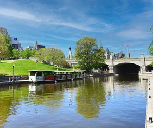 Rideau Canal Cruise