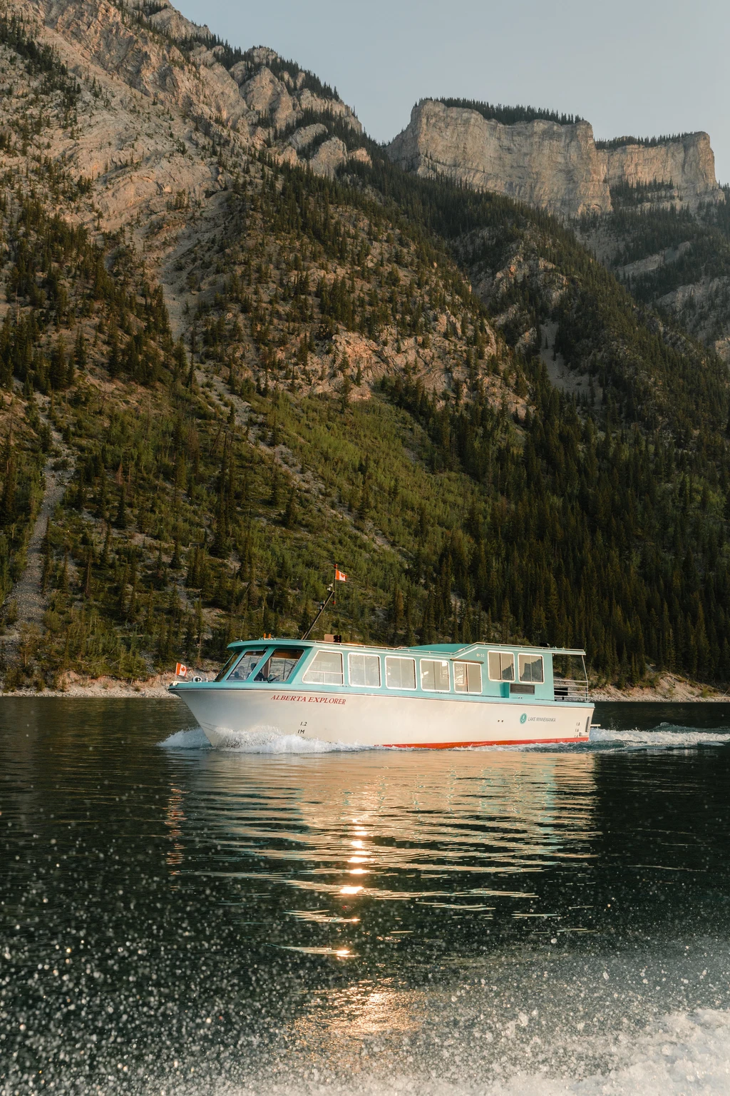Lake Minnewanka Cruise