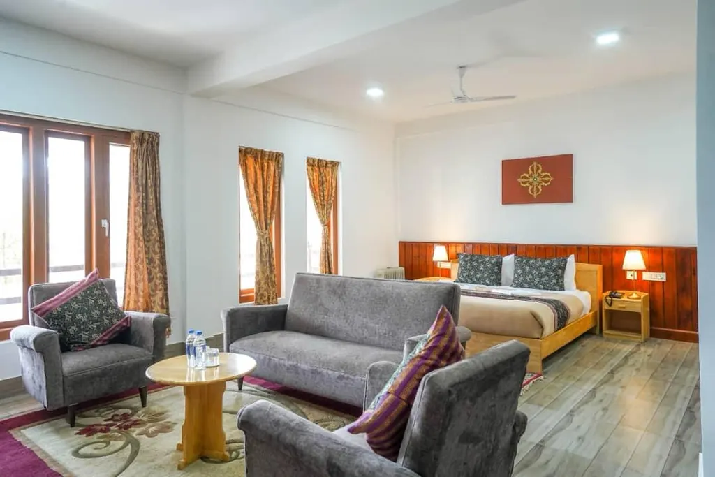 Meri Puensum Resort