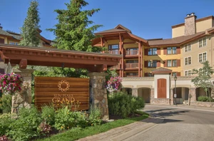 Sun Peaks, Overnight