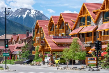 Moose Hotel & Suites
