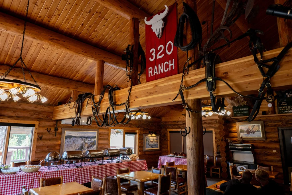 320 Guest Ranch