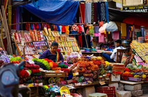 Delhi, Overnight