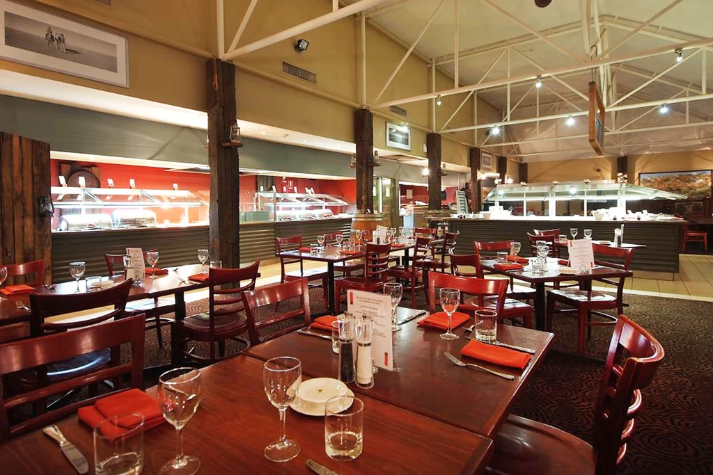 Outback Hotel & Lodge
