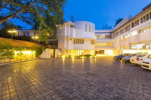Cochin, 2 nights