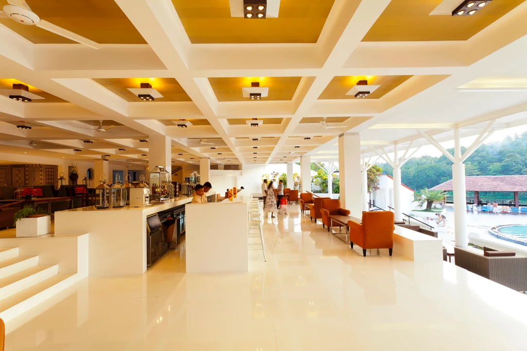 Cinnamon Citadel Hotel