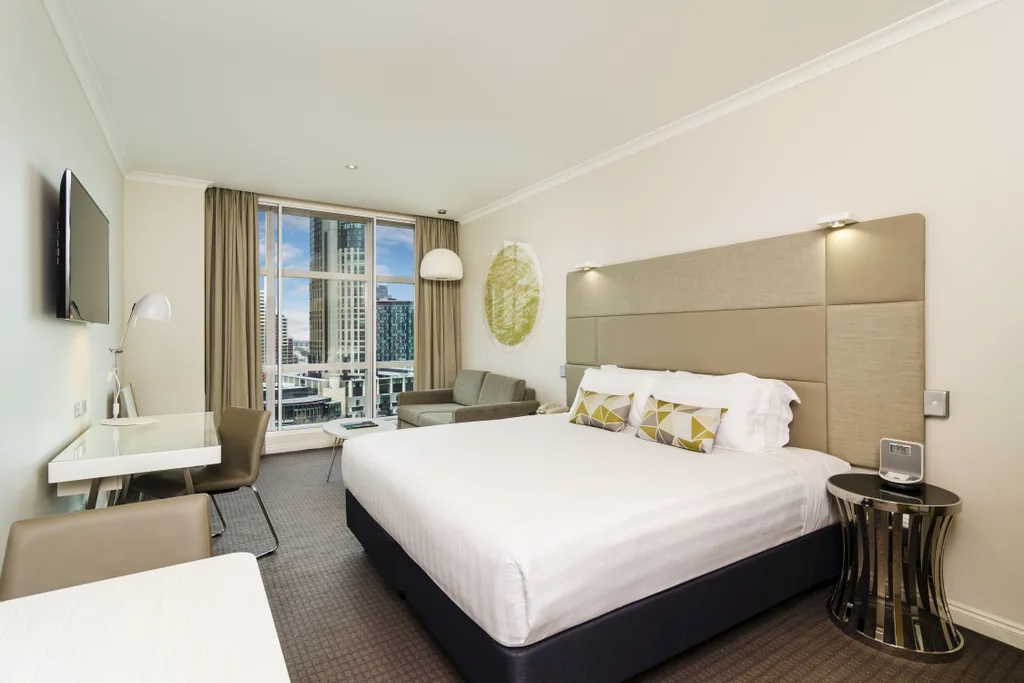 Clarion Suites Gateway Hotel