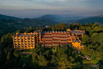 Club Himalaya