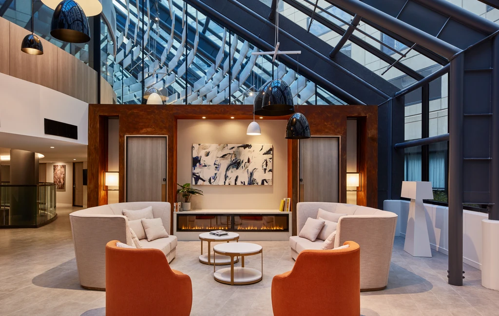 Crowne Plaza Hotel