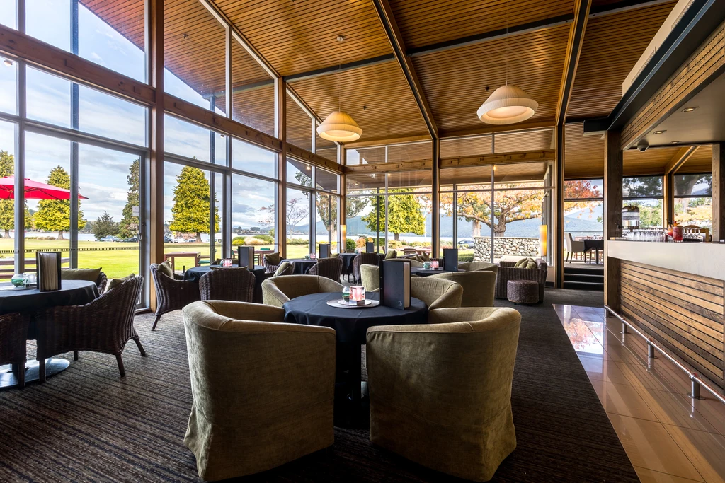 Distinction Hotel & Villas