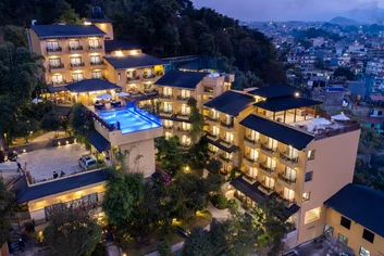 Bar Peepal Resort