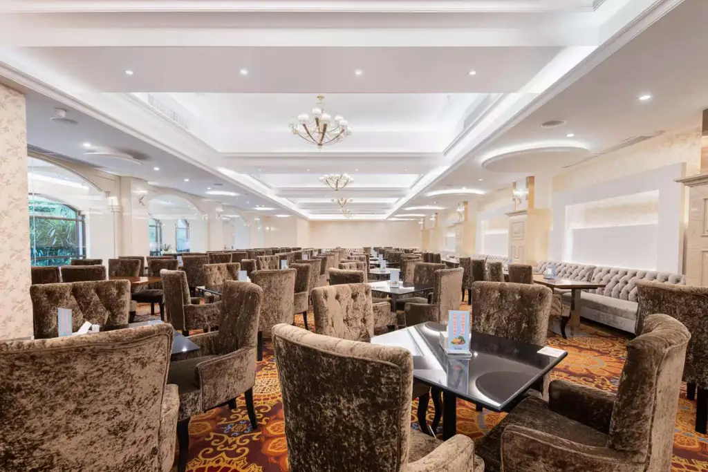 Bravo Hotel