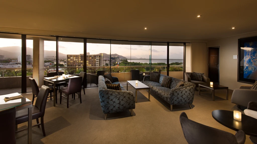 Hilton Cairns Hotel