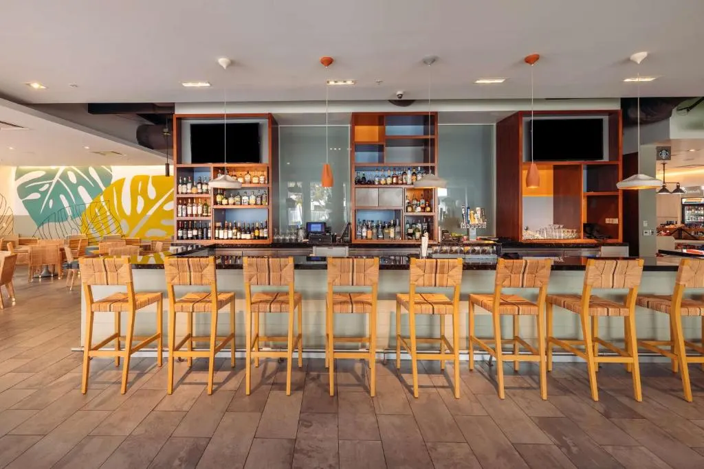 Hotel MdR Marina del Rey – a DoubleTree by Hilton