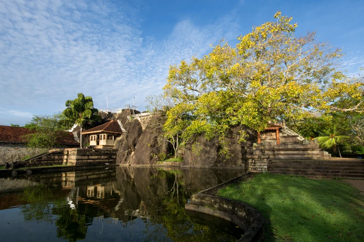 Mihintale & Isurumuniya Temple