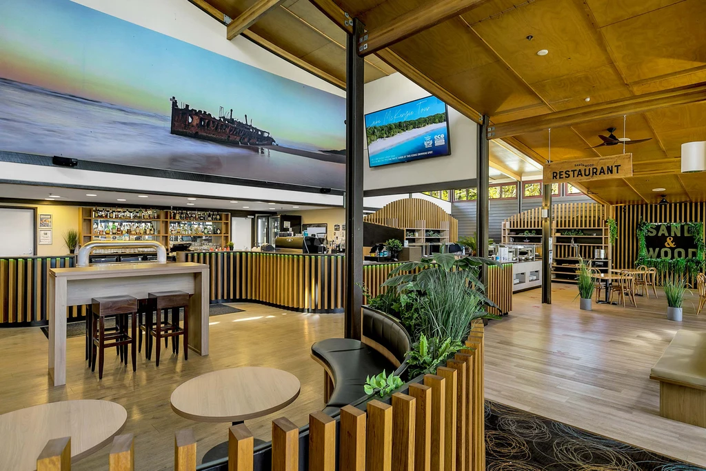 Kingfisher Bay Resort