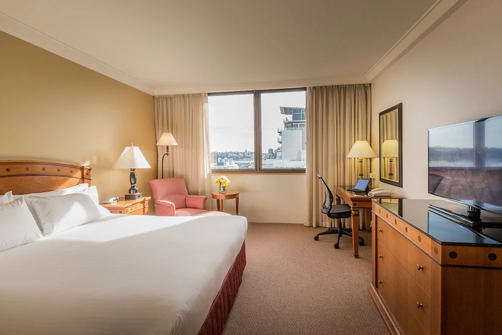 Pan Pacific Hotel