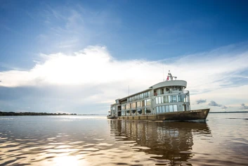 MV Delfin III