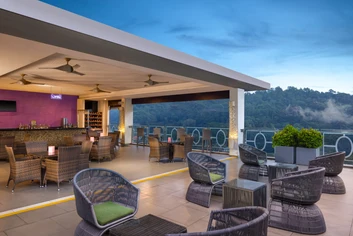 Radisson Hotel Kandy