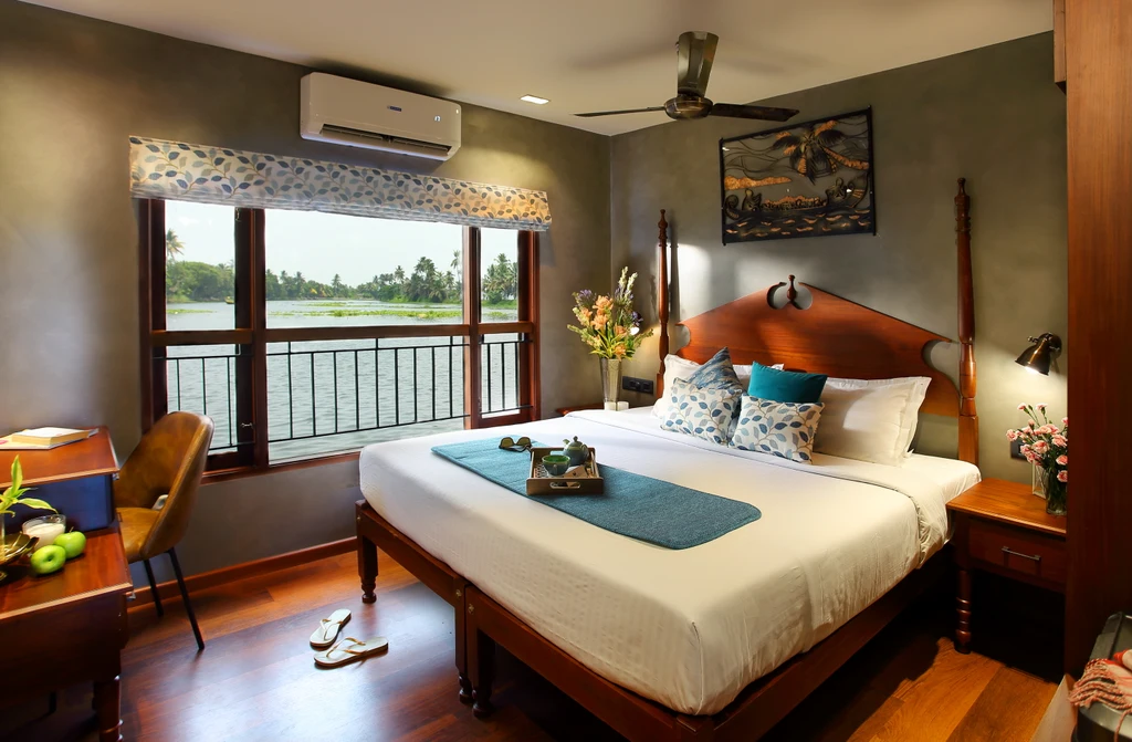 Houseboat