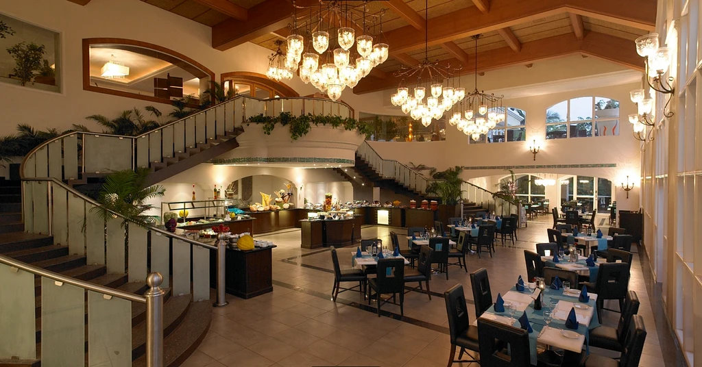 Zuri White Sands Resort