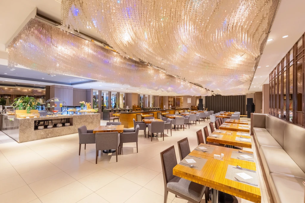 Grand Noble Hotel
