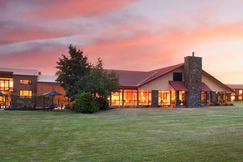 Distinction Mackenzie Country Hotel